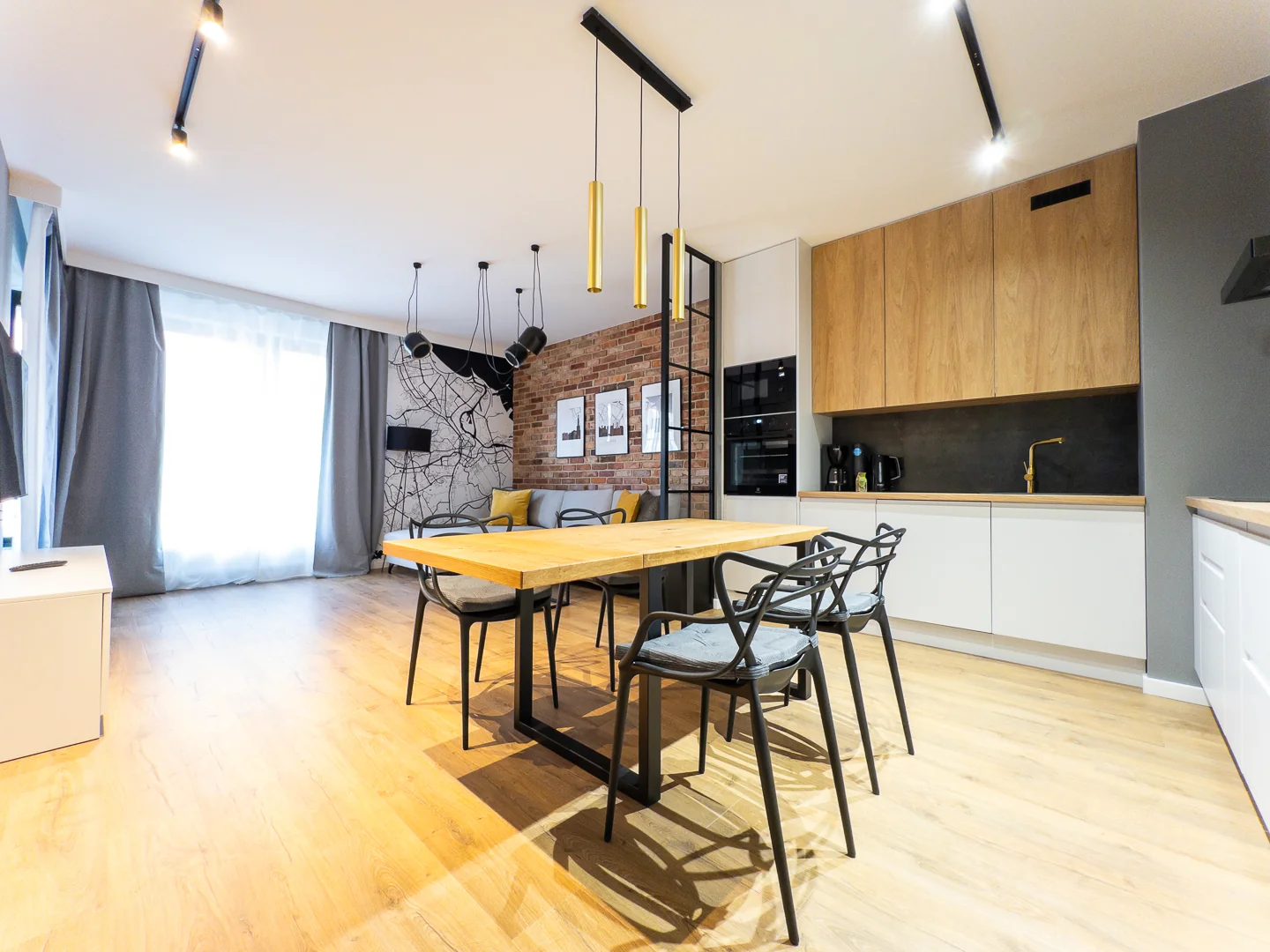 Apartament z dwiema sypialniami przy Stoczni